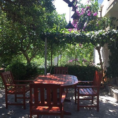 דירות סטארי גראד Relax Garden מראה חיצוני תמונה